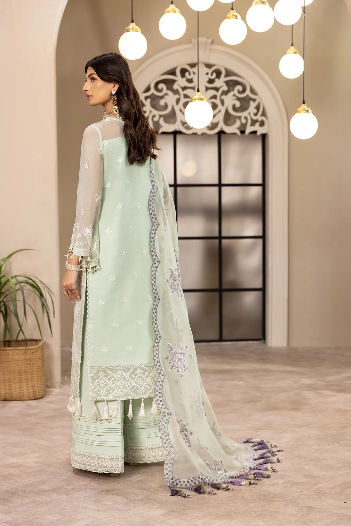 Alizeh Dhaagay Festive Formal Collection – Maheer - V02D08