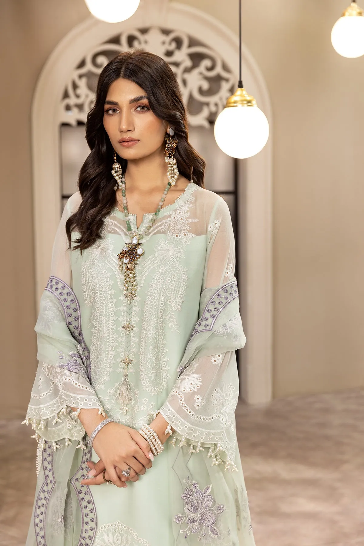 Alizeh Dhaagay Festive Formal Collection – Maheer - V02D08