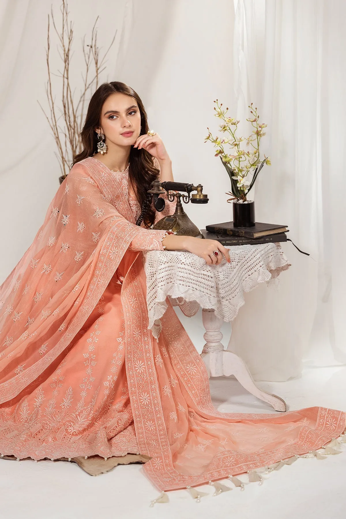 Alizeh Dhaagay Luxury Formal Collection – Leela - V03D07