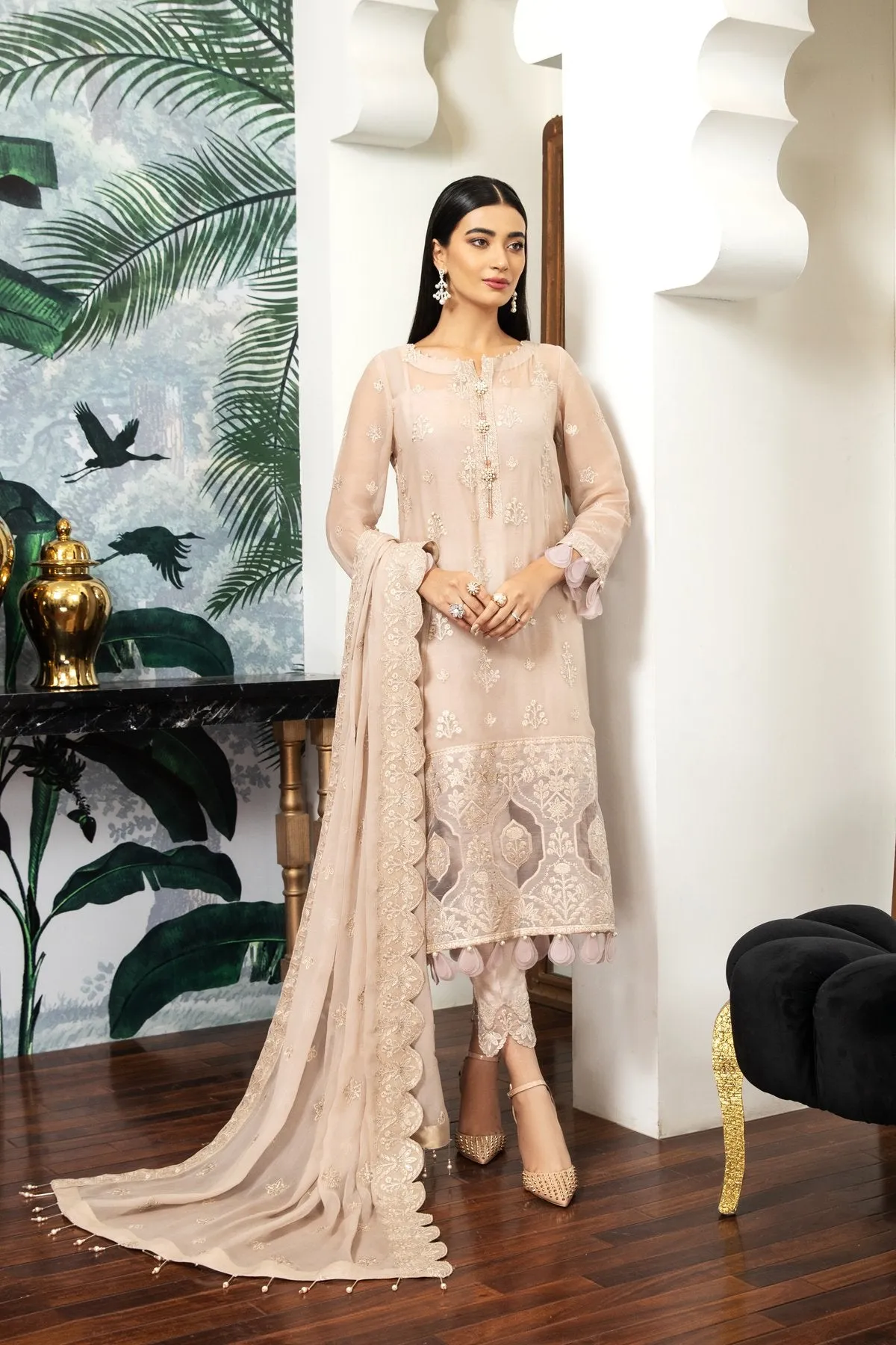 Alizeh Embroidered Chiffon Royale De Luxe Collection – Peché