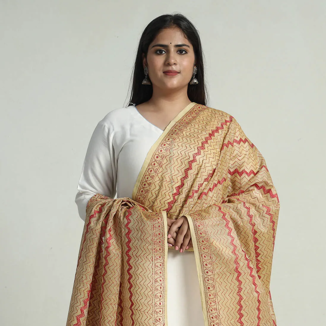 Beige - Bengal Kantha Embroidery Tussar Silk Cotton Handloom Dupatta with Tassels 23