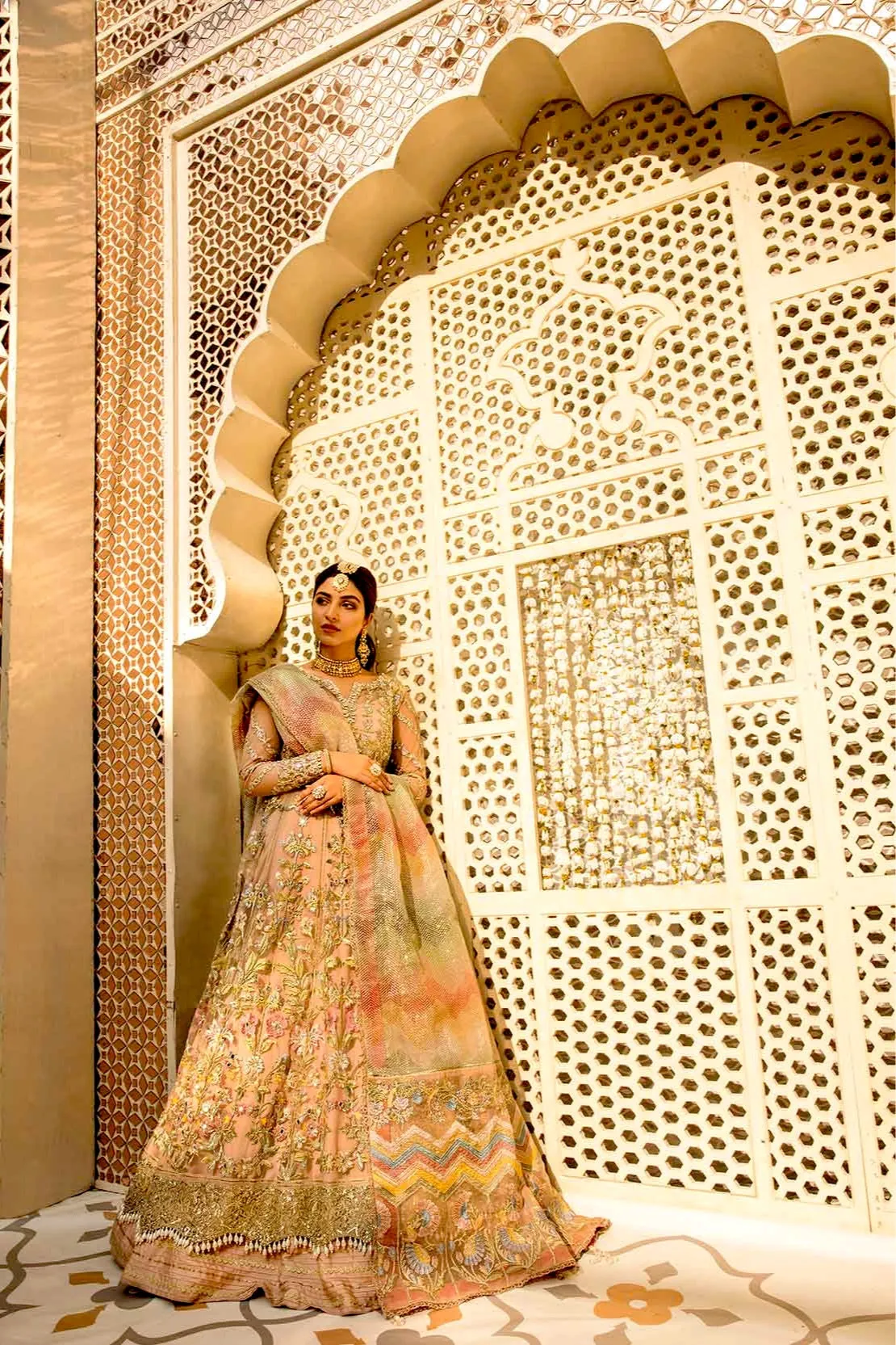 Crimson X Saira Shakira Wedding Collection – 1A - Sheeshay Hazaron - Blush