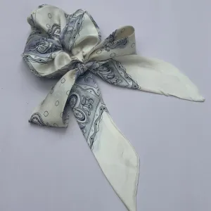 Paloma Tie in White and Periwinkle Vintage Silk