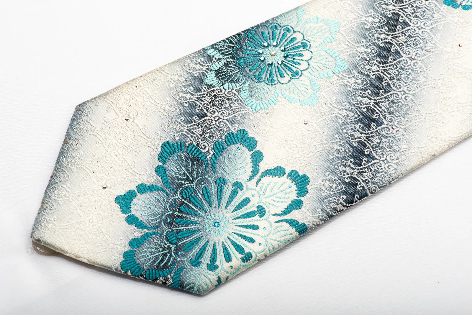 Renoma Men's Silk Necktie Floral Cartouche On Silver Sparkling With Rhinestones